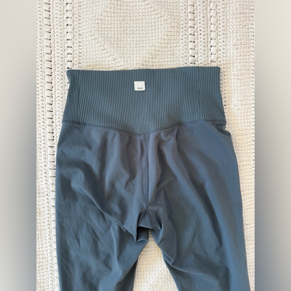 Vuori Women's Rib Studio Legging Medium Stone Green Size Small - Picture 6 of 12